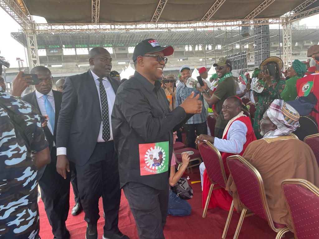 PeterObi's tweet photo. TBS is alive and vibrant. -PO https://t.co/uXPYQ0aGmq