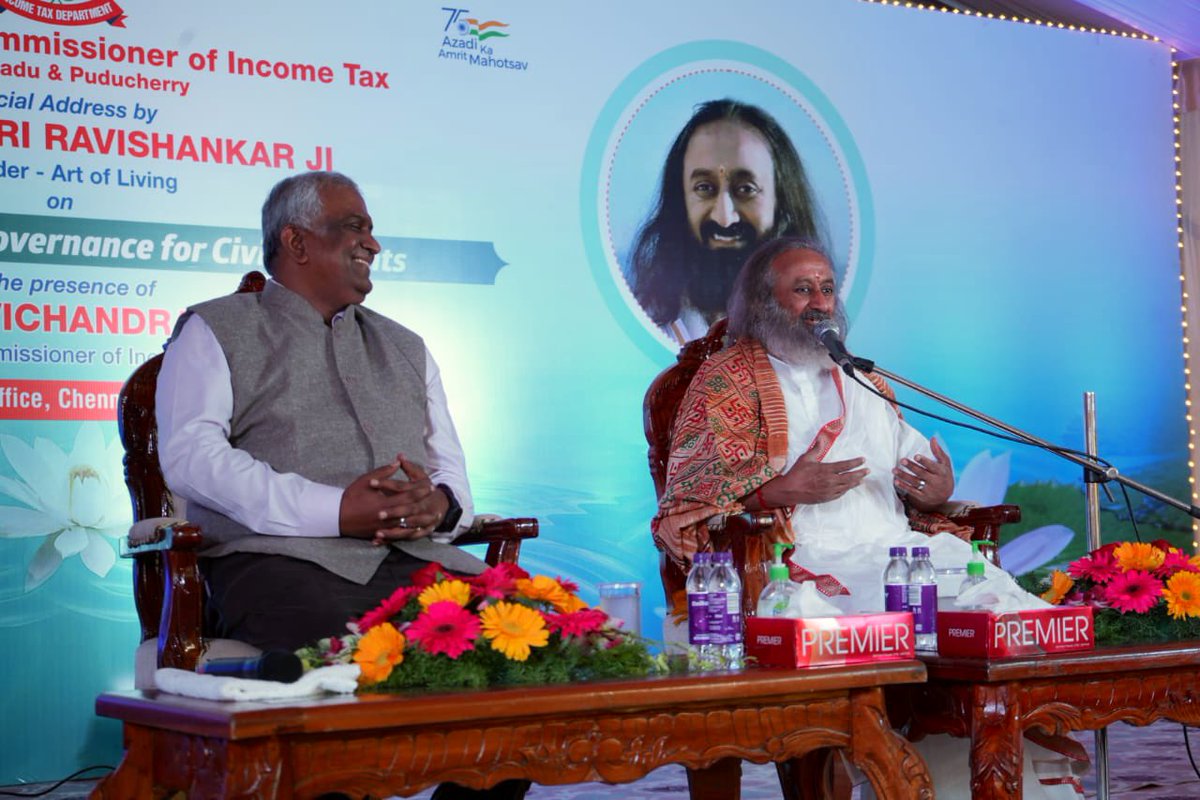 Gurudev Sri Sri Ravi Shankar tweet media