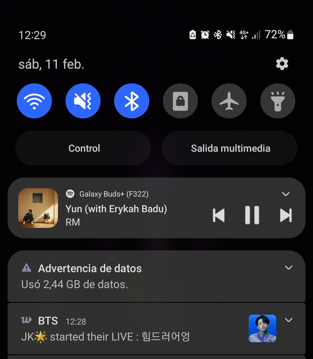 ULiveLifeFully's tweet image. MYGOD!!! JK what are you doing???? 

Amoooo tu pelitooooooo, me declaró fan !! 🥊

Bendito el día q descubriste que podes hacer live cuando quieras 🙏💜

Febrero que bien estamos 
#JungKook #LIVE #boxingtime #BtsJungkoook @BTS_twt