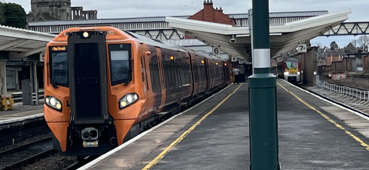 PlatformEdge1's tweet image. Afternoon all,

Here we have 196102 at Shrewsbury with a couple of TFW trains next to it #Class153 #Class158 #Class175 #Class196