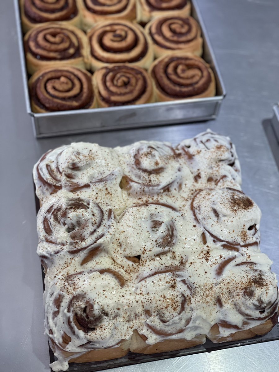 joyceapricia's tweet photo. Cinnamon roll🍂 #baking #cinnamonroll https://t.co/FrLrAVNIf0