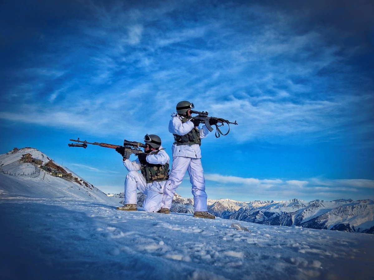 ChinarcorpsIA's tweet photo. “𝐕𝐢𝐜𝐭𝐨𝐫𝐲 𝐢𝐬 𝐫𝐞𝐬𝐞𝐫𝐯𝐞𝐝 𝐟𝐨𝐫 𝐭𝐡𝐨𝐬𝐞 𝐰𝐡𝐨 𝐚𝐫𝐞 𝐰𝐢𝐥𝐥𝐢𝐧𝐠 𝐭𝐨 𝐩𝐚𝐲 𝐢𝐭𝐬 𝐩𝐫𝐢𝐜𝐞.”

#Kashmir
#IndianArmy 
#sundayvibes 
@adgpi 
@NorthernComd_IA https://t.co/RSUbOGRpvD