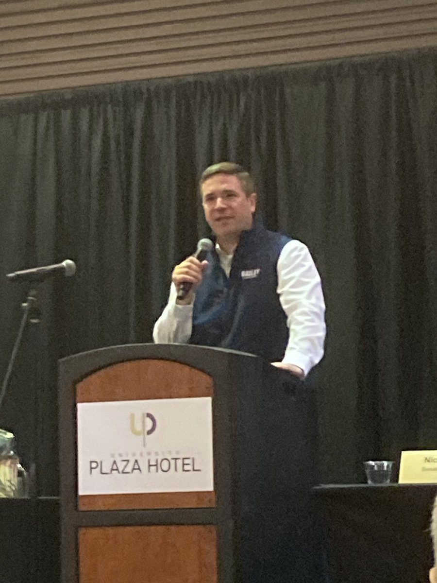 beckyarps's tweet photo. Missouri Attorney General @AGAndrewBailey addressing @MissouriGOP state committee #molincolndays https://t.co/4Zhdsjb5YM