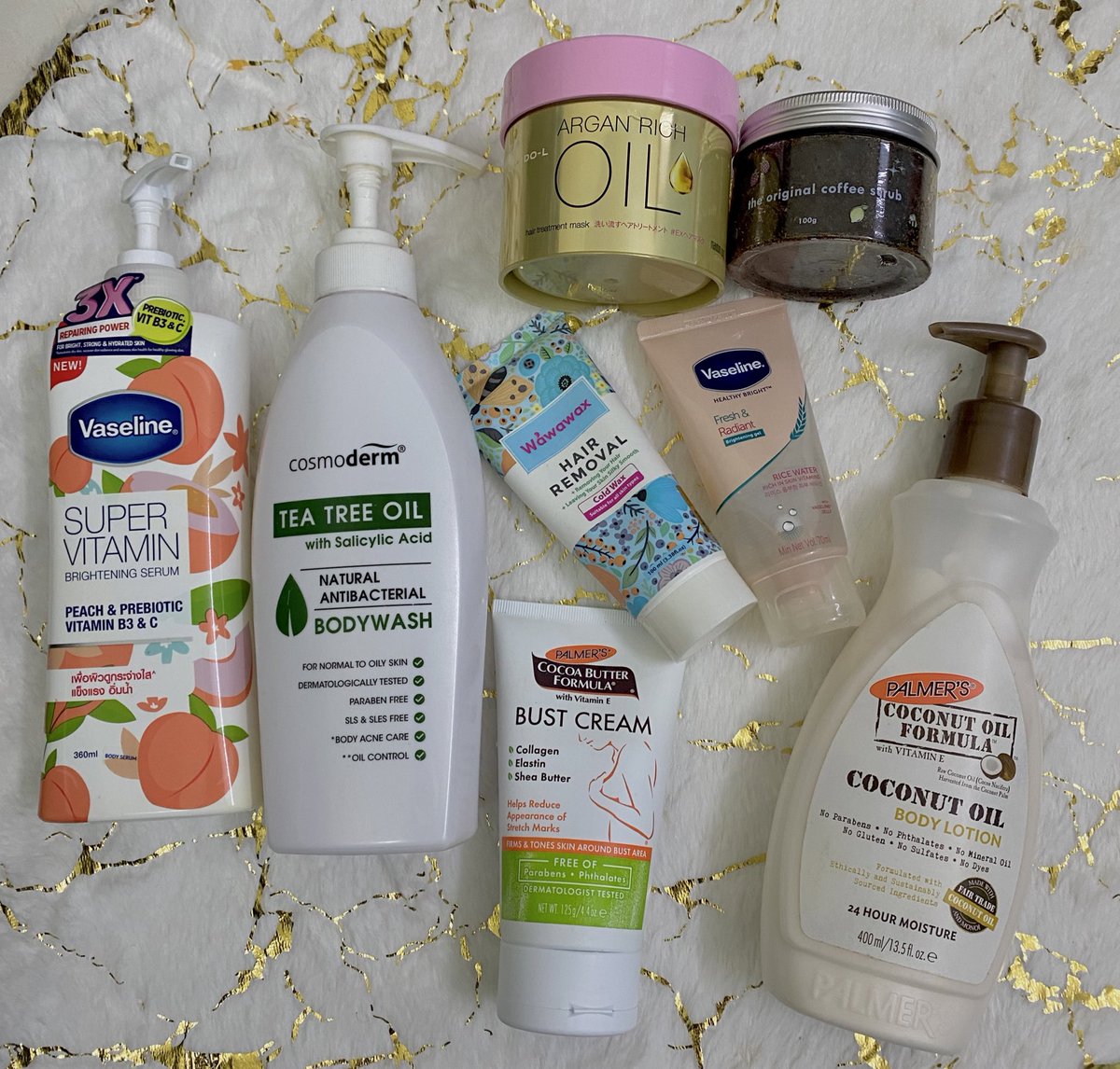 My body care routine 😍

Rasa mcm nak share with everyone 🔅
Benda wajib pakai as this is part of self care too ❤️
[happy thread 🧵:) ]