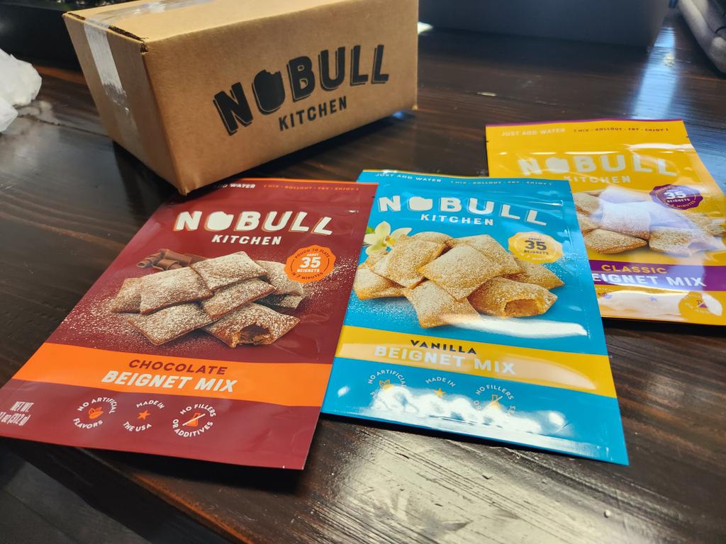 ChefO_'s tweet image. Yall make sure to go buy my product just in time for mardi gras on amazon. Dropping 2/15/23 I turned one of my most popular items in two of of my restaurants into a dry mix just add water. #beignet #Houston #nobullkitchen #nobull #cheflife #Donuts