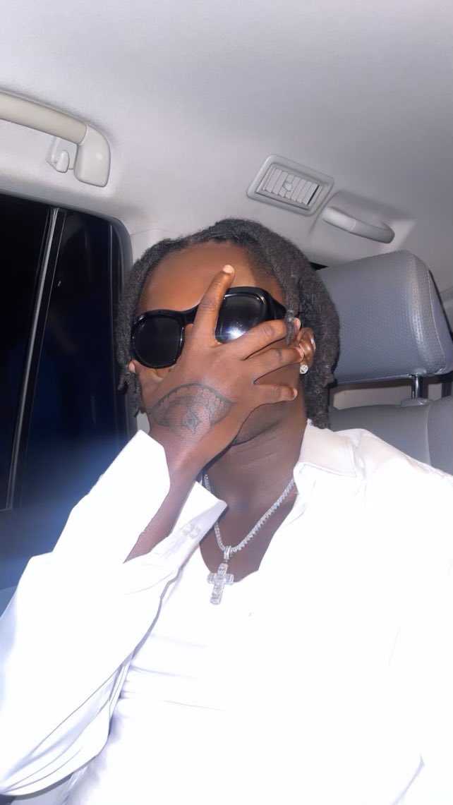 MINZNEWS's tweet image. Via @minznse 🐐IG story 11.02.23💜💧

#streamwowo #minz #wowo #woworemix