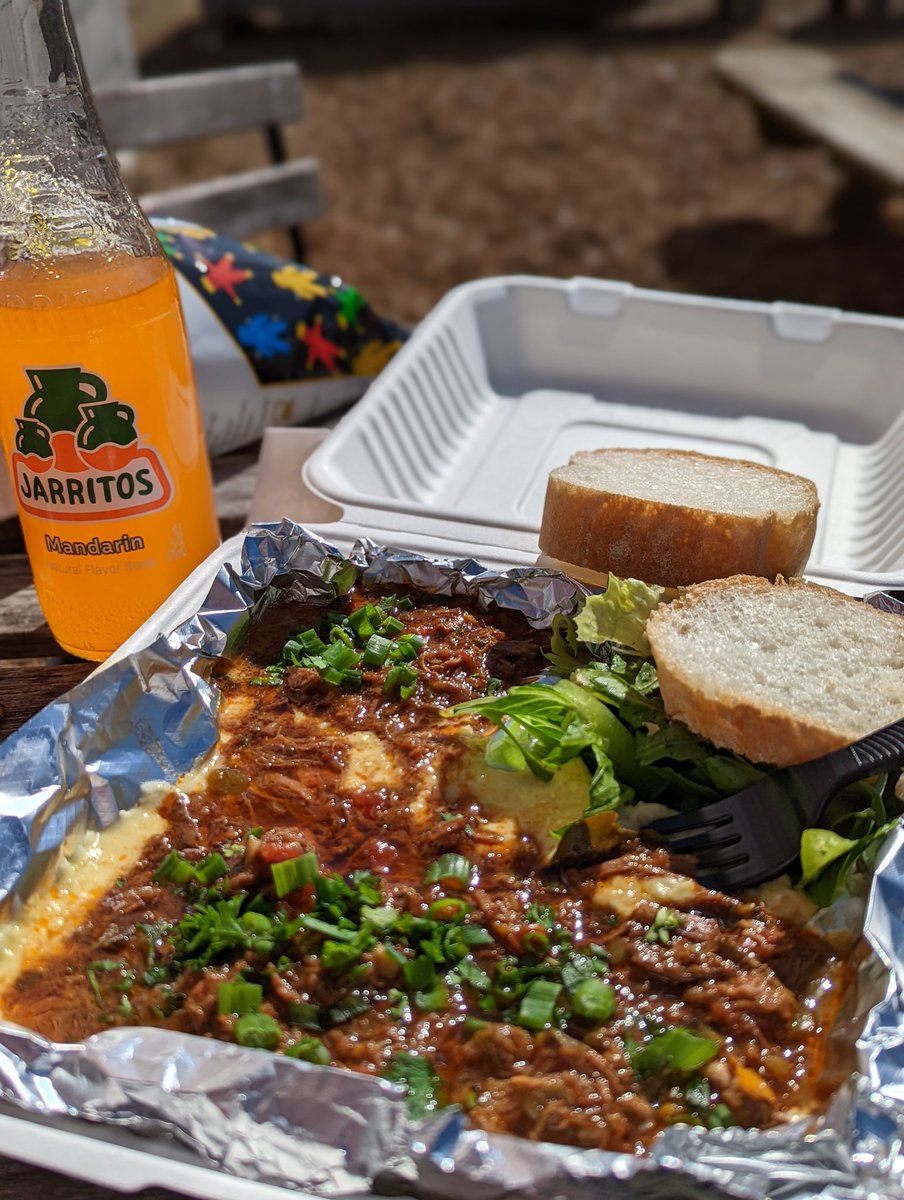 nateynate's tweet photo. Man, y'all need to catch @lstirratt Friday Lunches at #chicorymarket. Amazing! #gritsandgrillades https://t.co/EAF8wauy7d