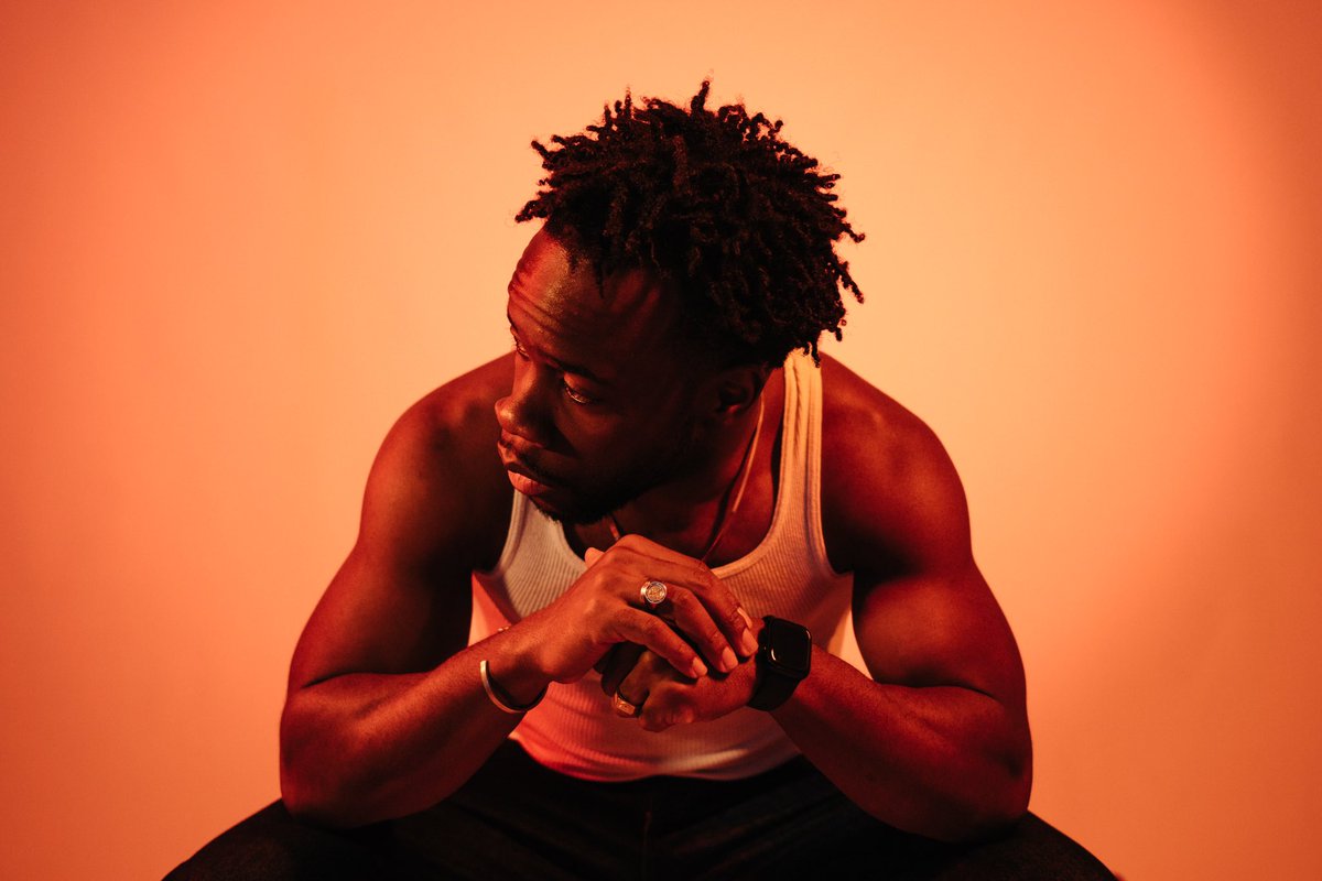 WillisAybar's tweet photo. @carrdenn appreciate your love and support! You killed these! 

Loving creative portraits more than any other style at the moment. 

Shot at @bmorestudio87 

#baltimore https://t.co/thukspgCEH