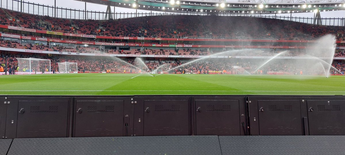 garyroysmith's tweet image. LETS GO YOU FUCKING GUNNERS