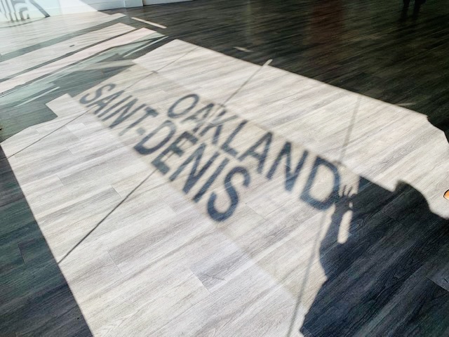Visit our exhibition “In the Banlieues/Centering the Margin: Oakland/Saint-Denis”, presented in partnership w/ <a href="/Villa_SF_/">Villa Albertine San Francisco</a> <a href="/Oakstop_/">Oakstop</a>, extended until mid-April 2023! Hours: Mon.-Fri. 9 am—5 pm, Sat. &amp; Sun. by appointment only. Learn more: bit.ly/3OYeI7h

📷 By Julie Fry
