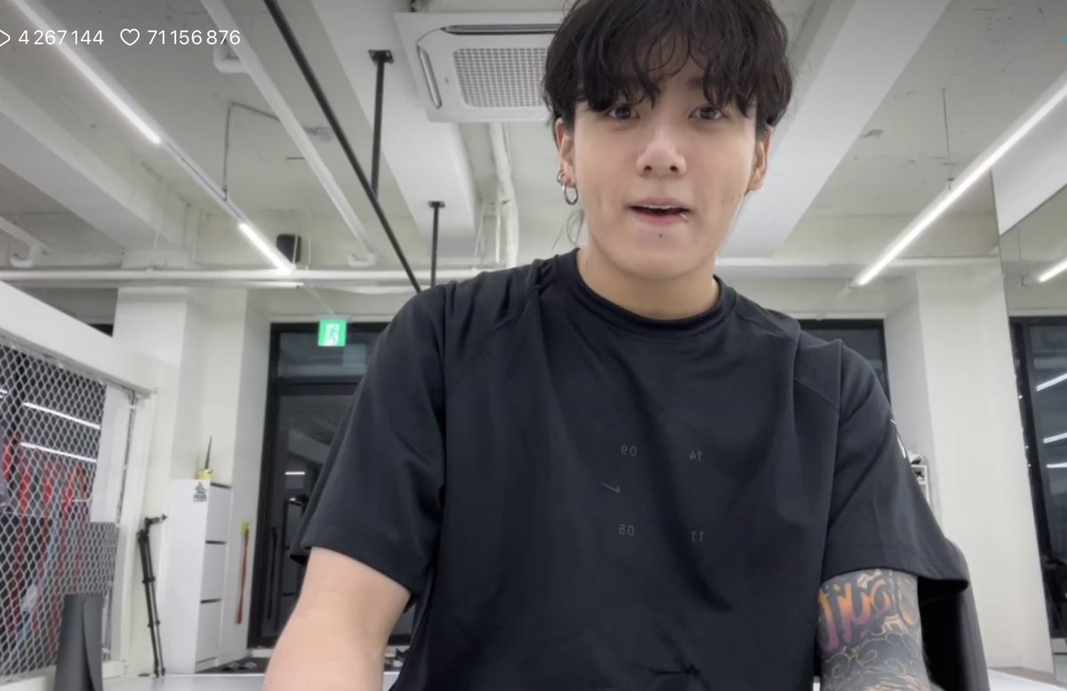 Kikouks_'s tweet photo. OMYGOD jk 🫠🤍 https://t.co/mlozdrdano