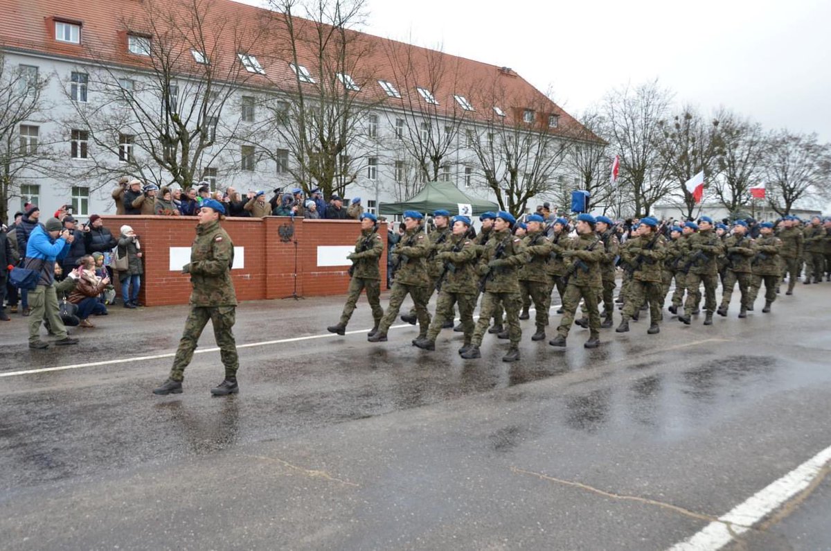 WCR_Swinoujscie's tweet image. Dziś Szkolenie podstawowe żołnierzy #DobrowolnaZSW 7️⃣ Brygady Obrony Wybrzeża zakończyło się  Uroczystą Przysięgą Wojskową.
Wraz z @WCR_Slupsk byliśmy dla Was z  #MPR 

📸#7BOW