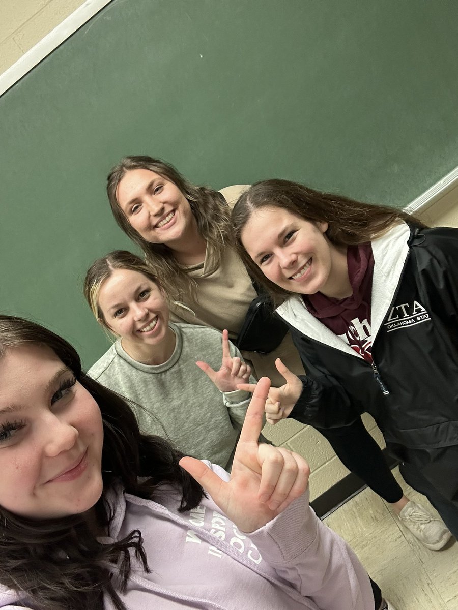 AWSM_OSU's tweet photo. Thank you @addisonskaggs for the amazing advice! 🤠 https://t.co/4FaPjivVxv