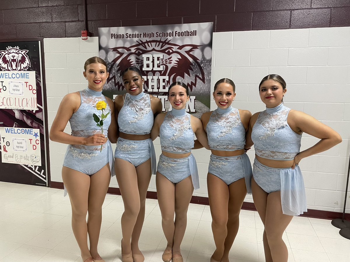 Sapphire Strutters and Royals tweet media