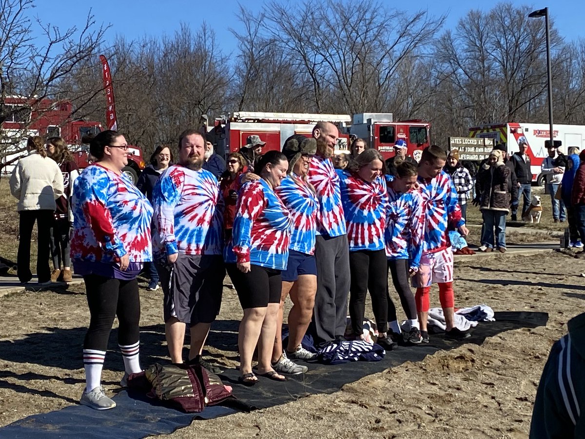 Donna Hazelett tweet media