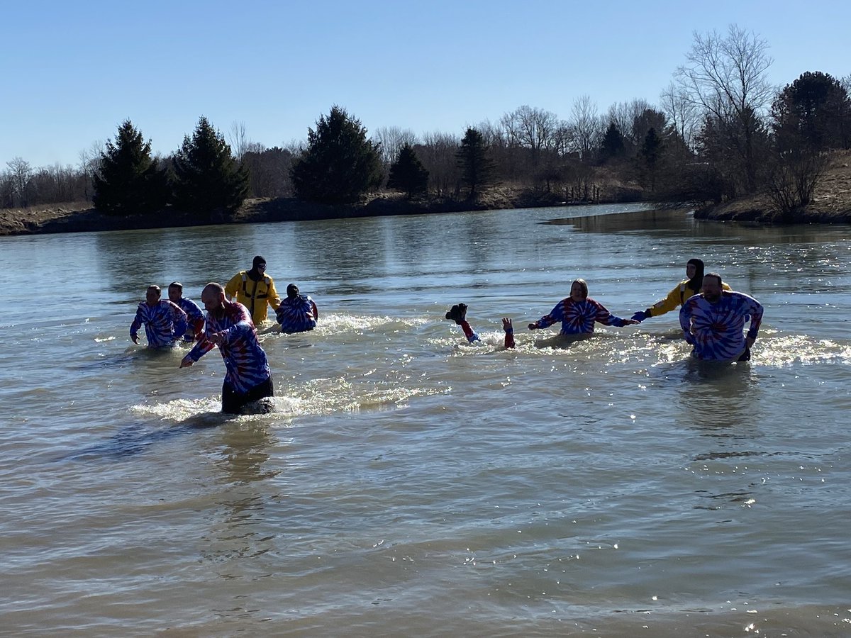 Donna Hazelett tweet media