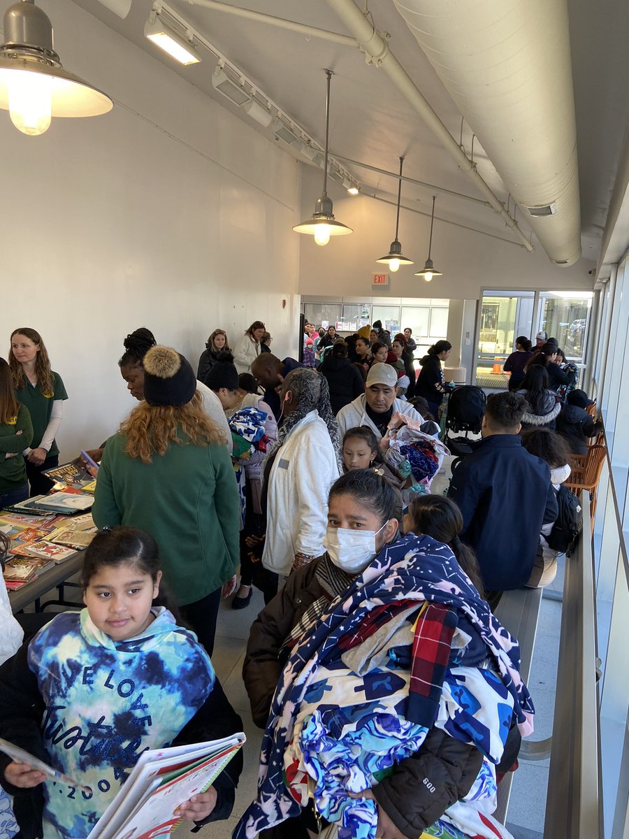 WestburyTA's tweet photo. Four hundred pairs of pajama gone to the children of Westbury School District.  Only some books remain after a flood of happy parents and students. https://t.co/1Ct9WXTWWS
