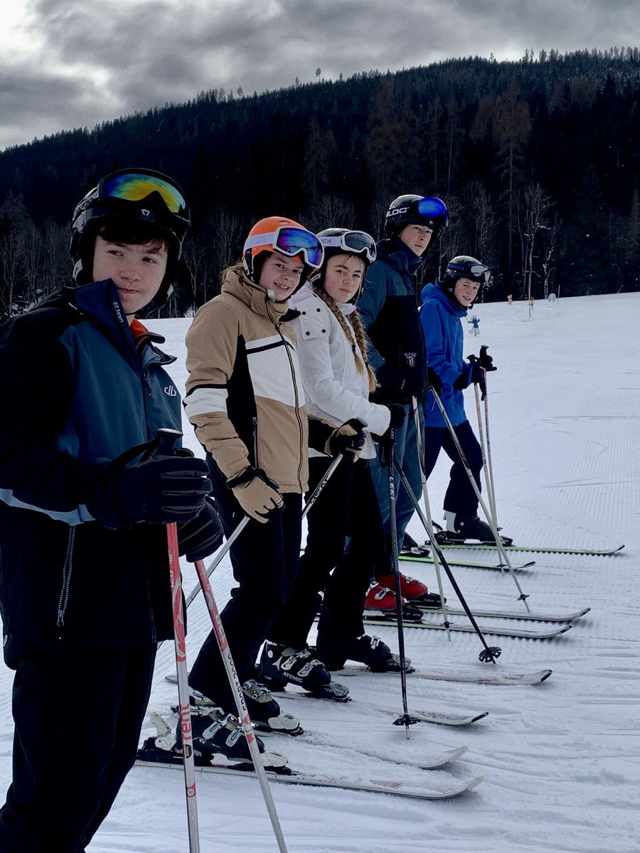 HodgsonAcademy's tweet photo. A few from the afternoon. Good progress made and perfect ski conditions. Students have been amazing! #HodgsonSkiTrip2023 https://t.co/GCGMsIkNFa