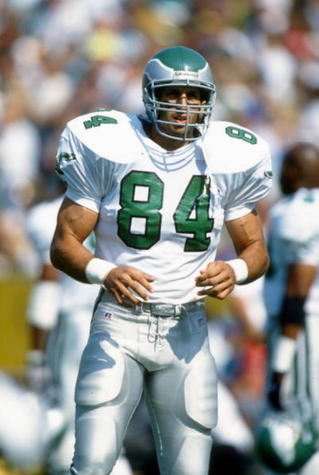 ThrillVictory's tweet photo. Pro bowl tight end Mark Bavaro played the last 2 years of his football career for the Philadelphia Eagles after spending most of his career on the New York Giants and playing 1 year for the Cleveland Browns. #MarkBavaro #Philadelphia #Eagles #PhiladelphiaEagles #football https://t.co/ZolREUyyfy