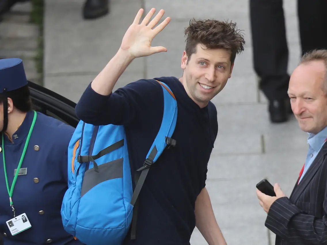 biobootloader's tweet image. fun fact: Sam Altman always carries this "nuclear backpack" he can use to remotely detonate data centers if GPT goes rogue