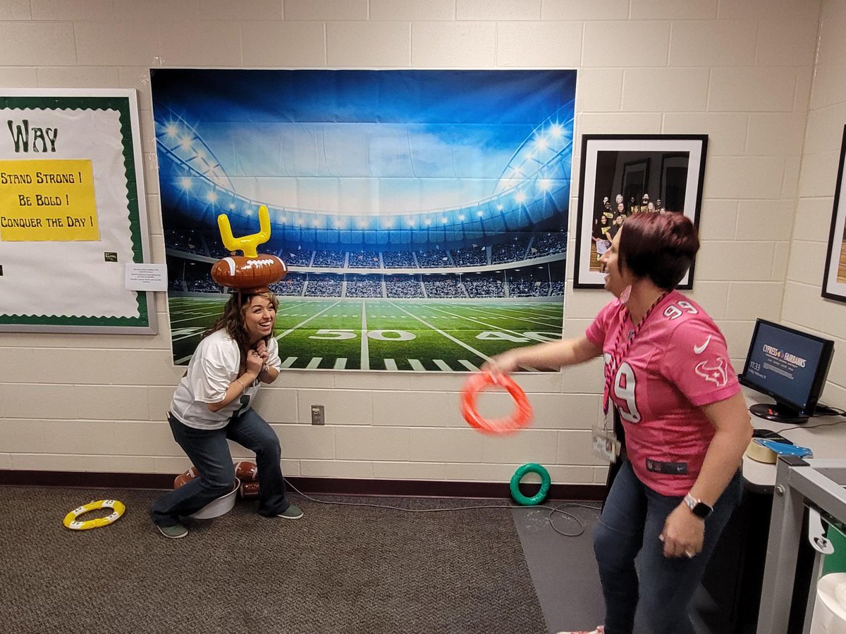 Alexandra Meyer 🌴 (@alexmeyer1206) on Twitter photo Super Bowl Fun Friday at Kahla 🏈 Team work is key 🔑 in football just like it is as instructional leaders working together to make a difference 💚 <a href="/kahlams/">Kahla Middle School</a> <a href="/joshuadan/">Joshua Carroll</a> <a href="/Denishia_Nick/">Denishia Nickerson</a> <a href="/CAlexander_15/">Chelsea Alexander, M.Ed</a> <a href="/chavezchampion/">Deanne Chavez</a> @tw1tterlssbrown <a href="/slmoss00/">Samantha Moss</a> #EveryKnightEveryDay Super Bowl Fun Friday at Kahla 🏈 Team work is key 🔑 in football just like it is as instructional leaders working together to make a difference 💚 <a href="/kahlams/">Kahla Middle School</a> <a href="/joshuadan/">Joshua Carroll</a> <a href="/Denishia_Nick/">Denishia Nickerson</a> <a href="/CAlexander_15/">Chelsea Alexander, M.Ed</a> <a href="/chavezchampion/">Deanne Chavez</a> @tw1tterlssbrown <a href="/slmoss00/">Samantha Moss</a> #EveryKnightEveryDay