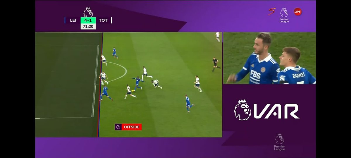 thorpie54's tweet photo. VAR is a farce when it comes to decisions like this. 

#lcfc https://t.co/jVLaeFS0wy