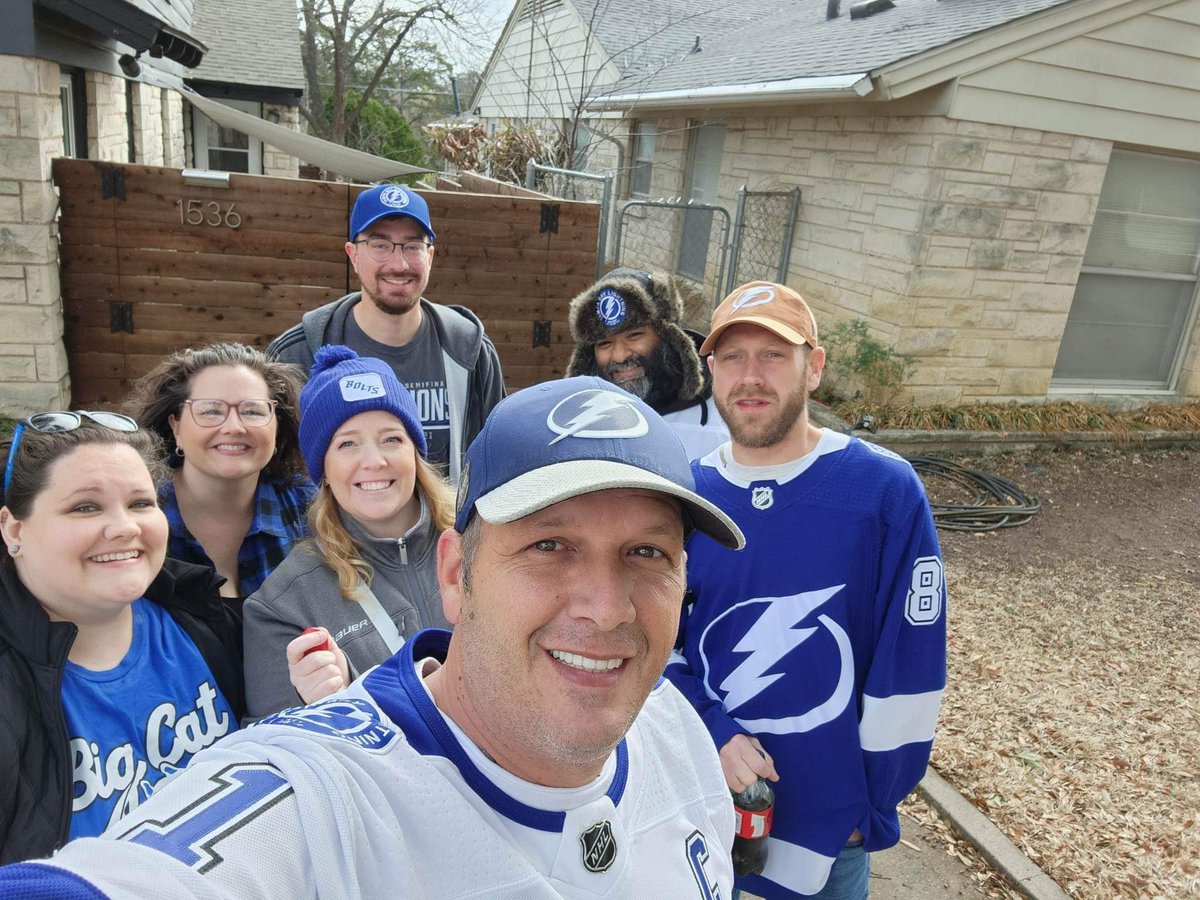 tommyboi1014's tweet image. We are here!!! Let’s Go Bolts!! Ready for the @TBLightning to take the ice in Dallas! #GoBolts  #BeTheThunder