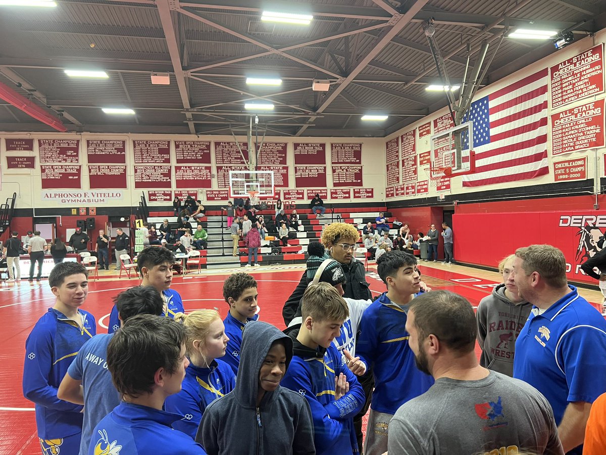 TGSMrCrossman's tweet photo. BL/NVL championship wrestling https://t.co/J8GwylaNN4