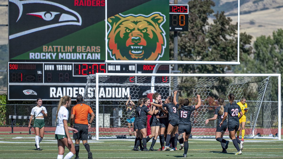 Happy birthday, Gabbie Johnson!
<a href="/SOURaiders/">Southern Oregon Raiders</a> <a href="/SOU_WSOC/">Southern Oregon University Women’s Soccer</a> <a href="/gabbiejohnson__/">gabbie</a> traveljapanblog.com/ashland/2023/0…