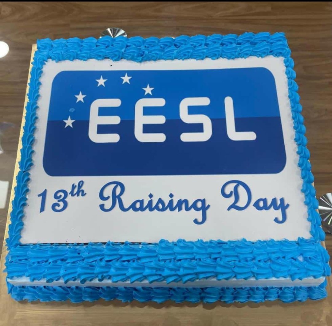 S_Bhawanjeet's tweet photo. @EESL_India @CEO_EESL @ConvergenceCESL @MinOfPower @power_pib @RajKSinghIndia Highly motivated and energetic team of EESL is looking forward to enormous opportunities to achieve net zero goal for nation https://t.co/MhnoCdjMv2