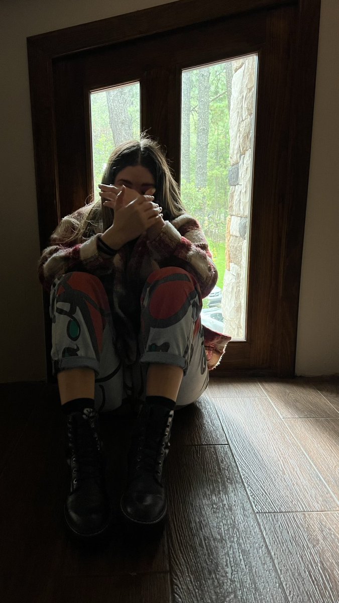 cecilialopezv's tweet photo. Hoy cumplo un año con mi novio. Sin duda alguna, mi recuerdo favorito de este año fue la primera vez que me dijo te amo 🥹. Fue tan especial, tan inesperado… hasta me tomó fotos en el momento y sigo sintiendo mariposas cuando las veo ♥️ https://t.co/Z07V1vJzMP