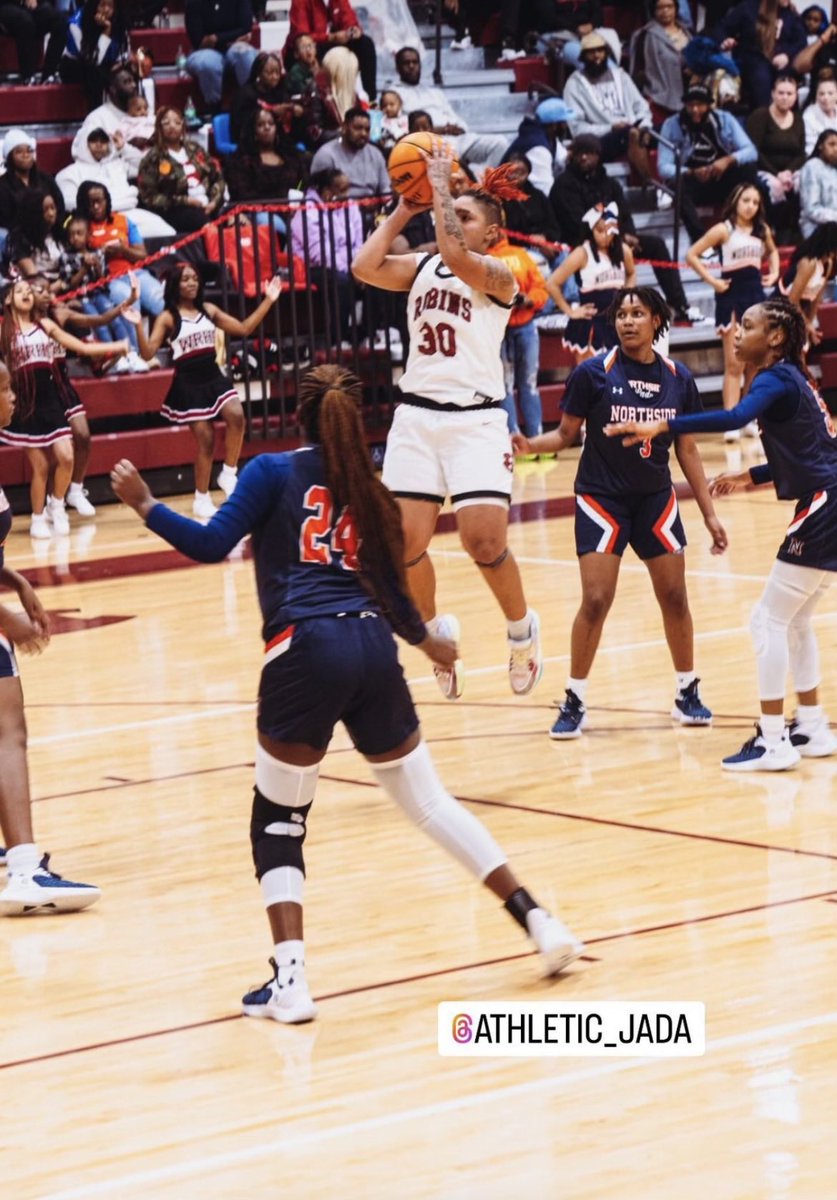 Deuce 83 tweet media