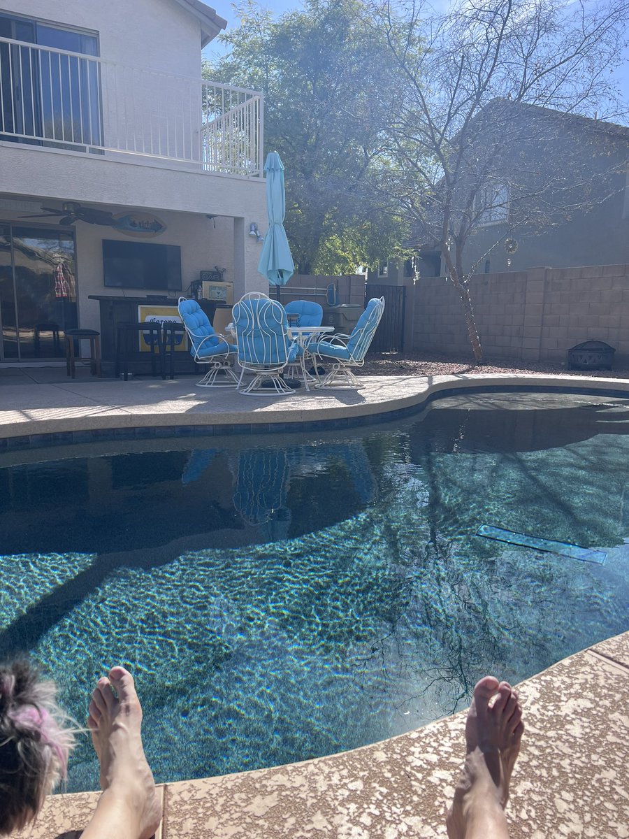 amend31's tweet photo. Welcome to AZ; where in early February it doesn’t suck https://t.co/UEYcN364B7