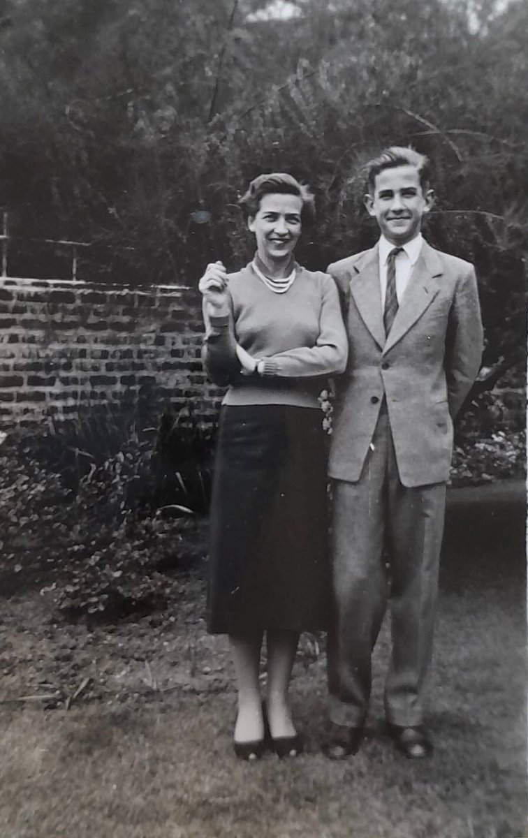 En el Día internacional de la mujer y la niña en la Ciencia escribí para ADAH Fintech un columna, que es también un homenaje a mi tía abuela, Erica Thiermann.
linkedin.com/pulse/mujeres-…