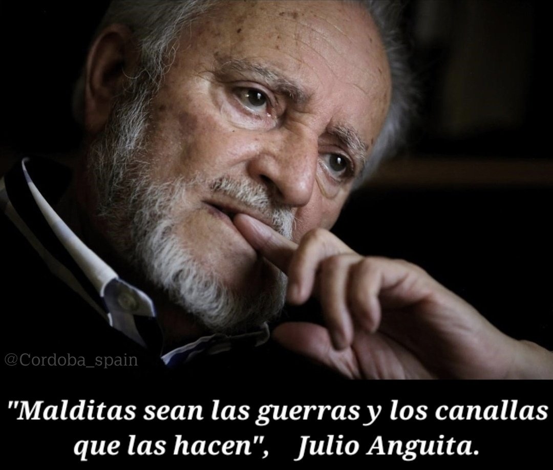 Antonio de la Torre citando a Julio Anguita: "Malditas sean las guerras y los canallas que las hacen". #Goyas2023