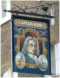 Knowledgepoint's tweet photo. In 1393, King Richard II decreed that pubs must have signs so that the examiner or tester of ales would know the location of each pub. The pictorial sign was developed in the times when the vast majority of the population needed something simple to recognise. https://t.co/1SnKyHmPVx