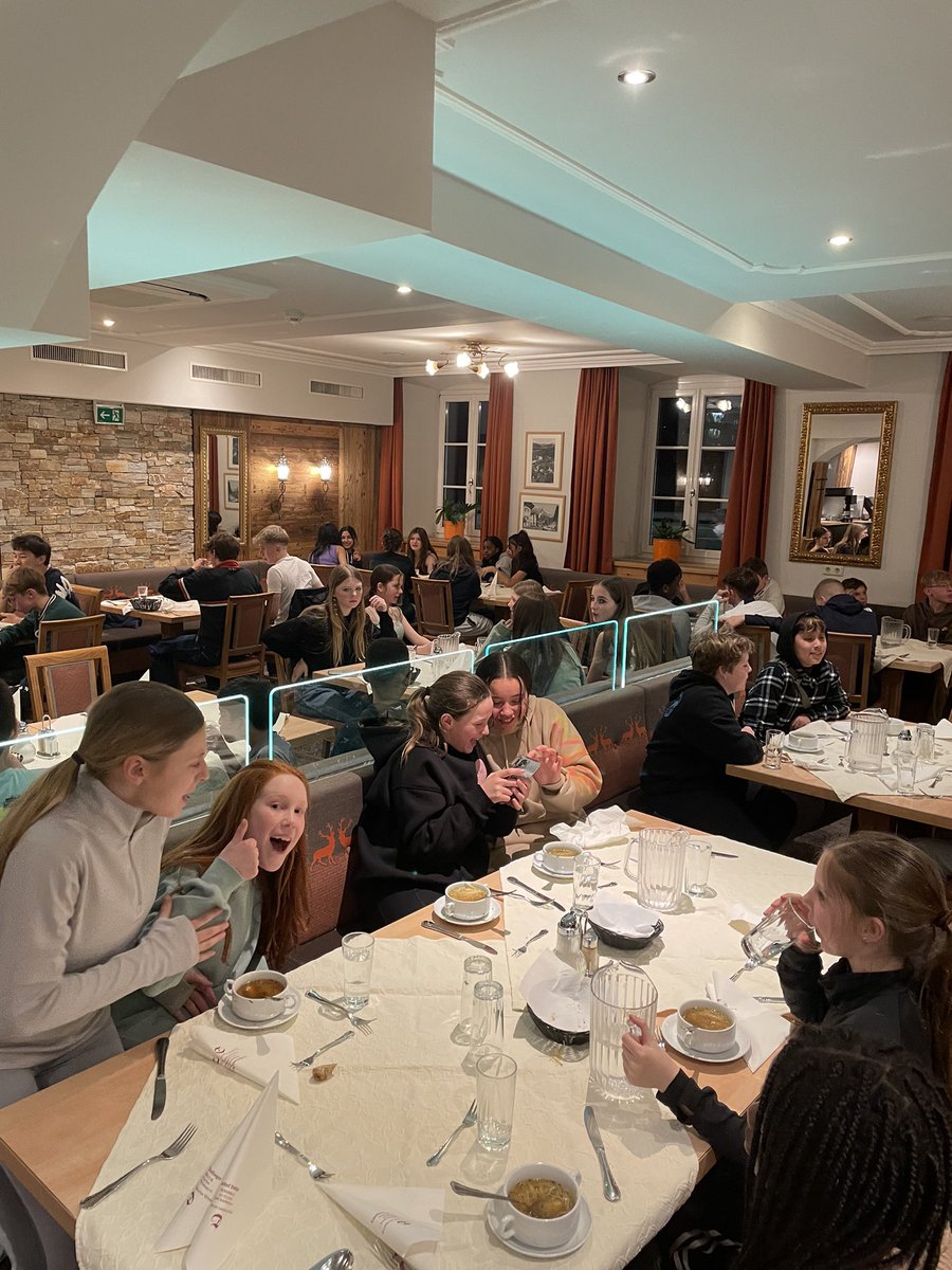 rrsski's tweet photo. More shots from dinner @hoteldollinger https://t.co/YxI5p3zkLi