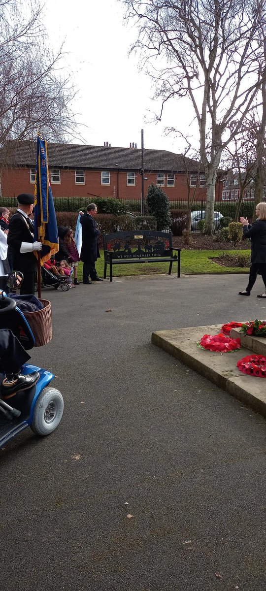 Goole_WW1's tweet photo. Members today were in attendance of the unveiling of the new memorial bench in Goole Cenotaph Gardens. The service remembered Alfred Axup who is named on Goole Cenotaph and died of his wounds 106 years ago today. Our thanks to the Goole and Howden Branch RBL. @PoppyLegion https://t.co/o2T6gyIKG5