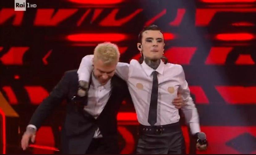 Quando ti buttano in call.

#TPSanremo #Sanremo2023 #Fede #RosaChemical