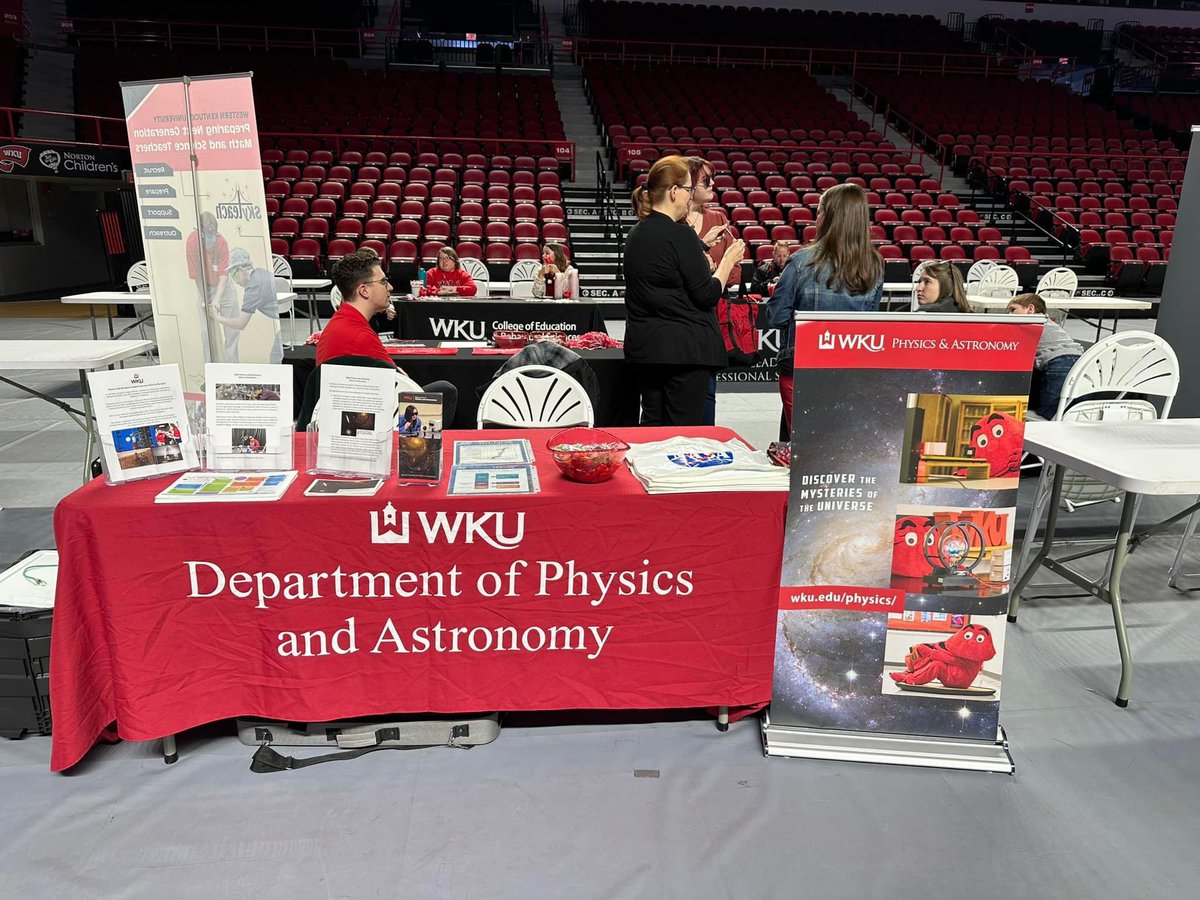 PhysicsAstroWKU's tweet image. We are ready for YOU to ChooseWKU to pursue your passion in Physics and Astronomy! The next chance for this informative opportunity is March 25– Register Now!