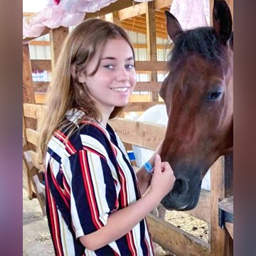 HandsOffOC's tweet photo. New Jersey student ends her life after months of bullying, video of school hallway beating circulates online
https://t.co/8PQchNisrK
Our thoughts and prayers are with the Kush family. #Bullying is a problem that affects all of us.  
https://t.co/4Fl65GdzvD
https://t.co/YDpd5STOPi https://t.co/UV3qnoJUFq