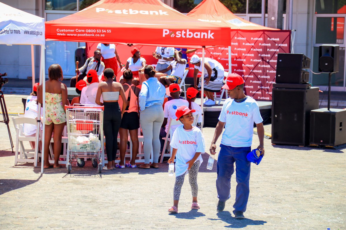 Postbank_ZA's tweet photo. Thank you to the people of Gugulethu and @OfficialSASSA. We managed to help everyone that had problems with accessing their grants while we continued with the electrifying musical stage play titled “Ke Nako - Respect A Cent”

Postbank ~ Your Bank

#StateBank
#Postbank
#SmartSave https://t.co/rSUgHI7oY9