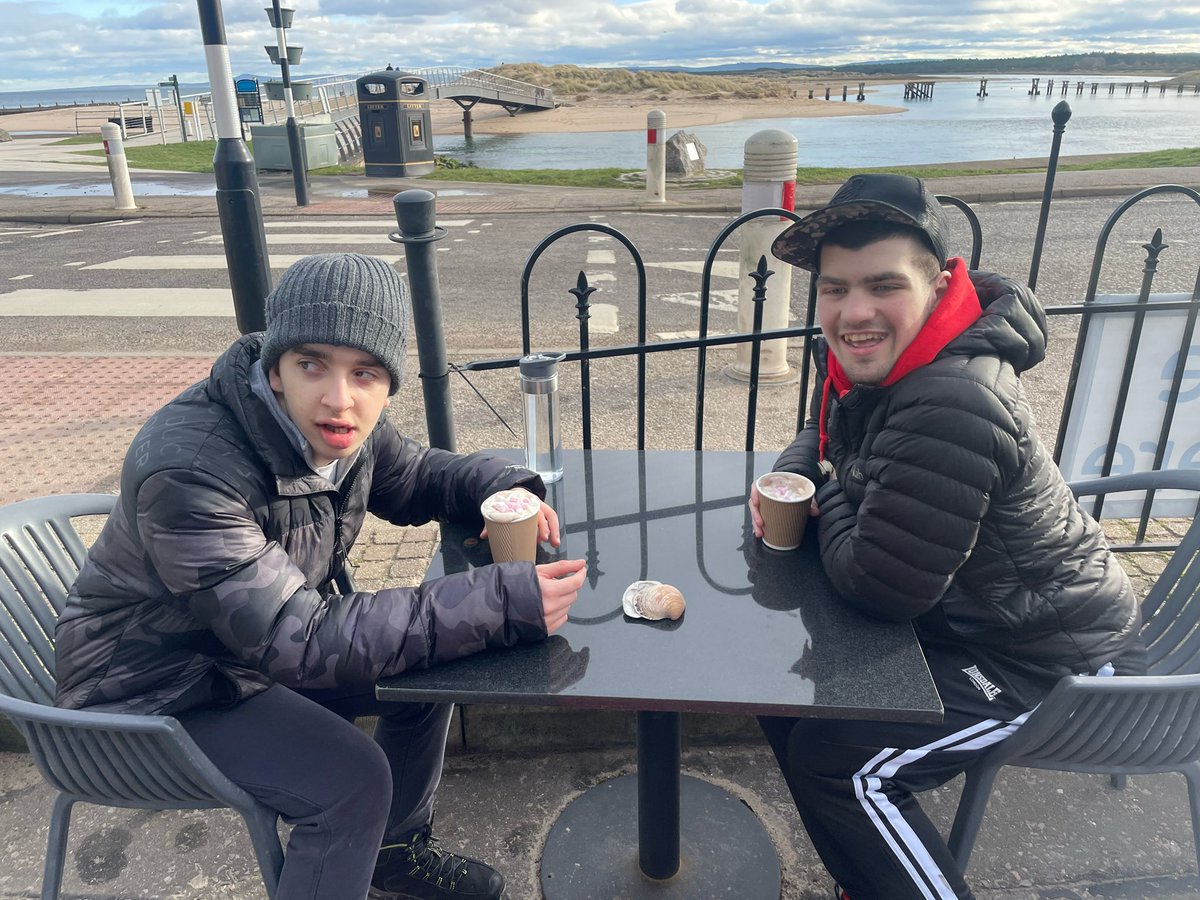 Autism_ND's tweet image. Some of our Moray team having fun &amp;amp; hot chocolate at the beach today on outreach ❤️

#thinkingdifferently #outreach #funatthebeach