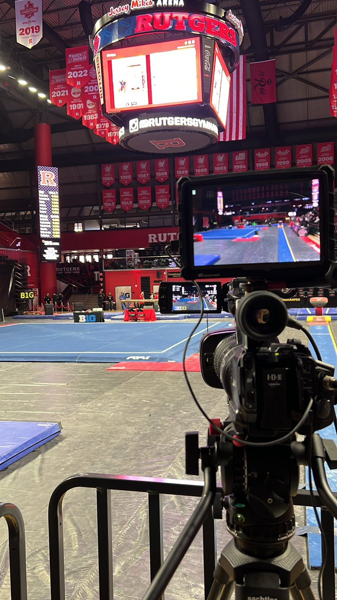 livlorincz's tweet photo. another day at the office #RUGym @RutgersU #RVision https://t.co/PRvmu6ryVg