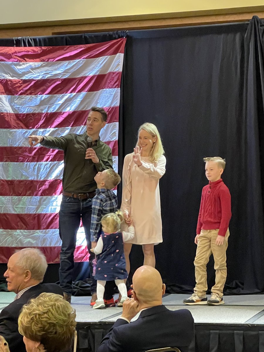 Josh Hawley on Twitter "The Hawley Family breakfast at Missouri