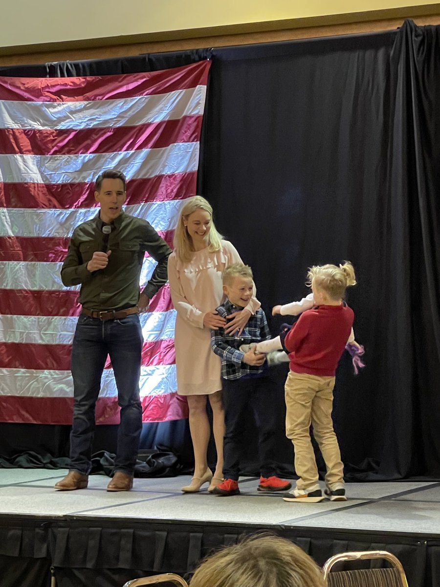 Josh Hawley on Twitter "The Hawley Family breakfast at Missouri