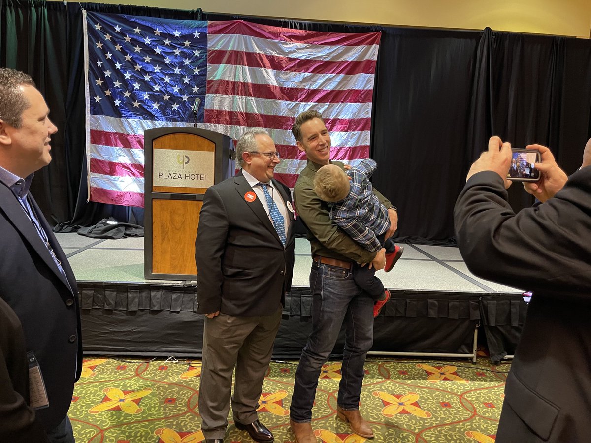 Josh Hawley on Twitter "The Hawley Family breakfast at Missouri