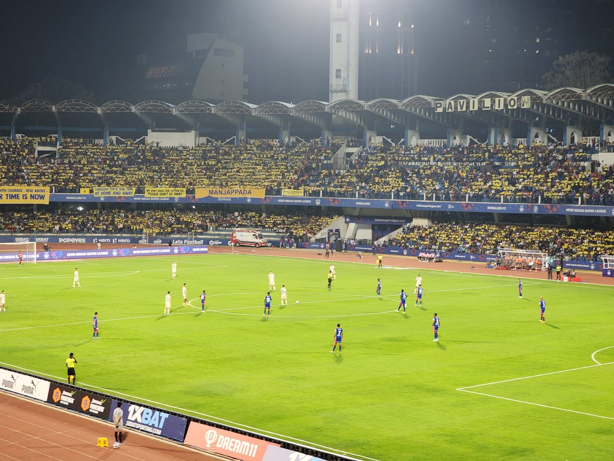 praveen101080's tweet photo. Amazing and electrifying feeling watching our BFC play Kerala Blasters today.Went with my family,though my wife n daughter not football fans thoroughly enjoyed the game. BFC winning the game was the icing on the cake. #BFCKBFC #ISL    #Westblockblue https://t.co/Uc0zvBZGs4
