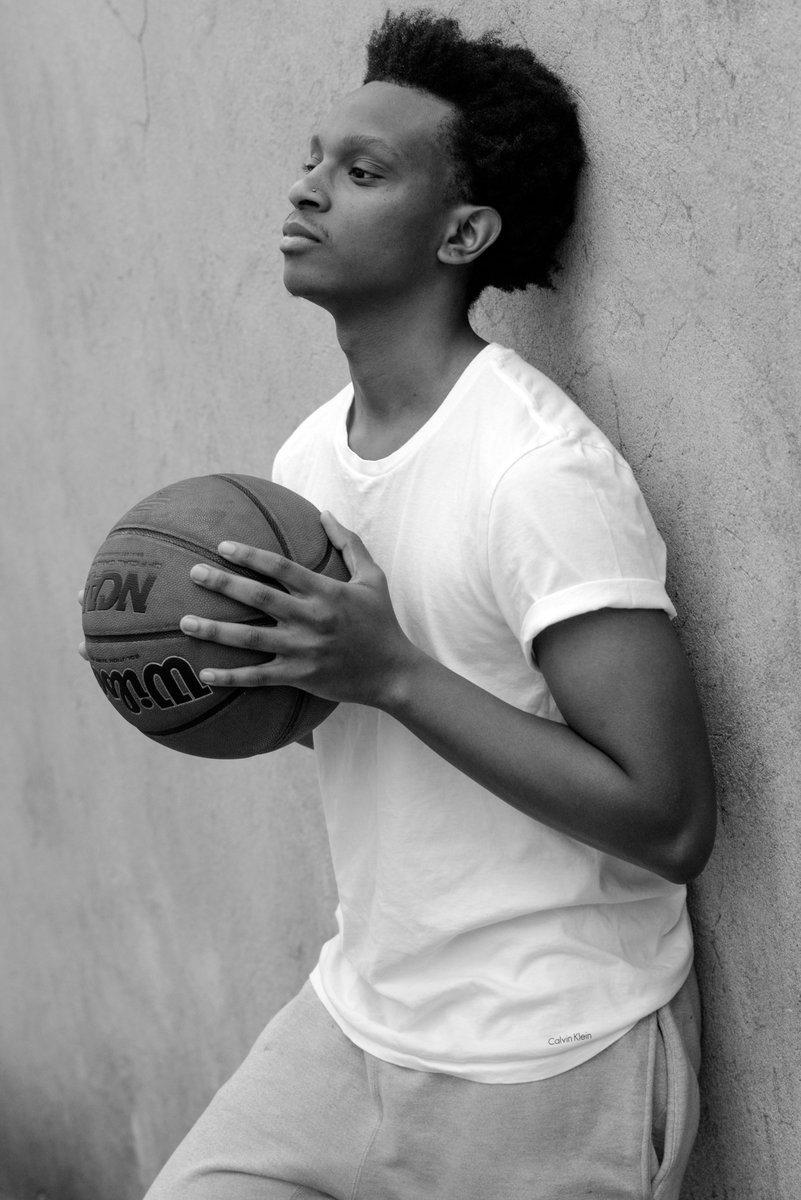 bookedbytina's tweet photo. We got in a fun booking today that requires the model to be able to play basketball. Remember models, looks are not the only thing that make you bookable! Be sure to include all of your special skills on your agency profile!🏀🏀🏀
#specialskills #model #commercialwork https://t.co/knFXbwDxl8
