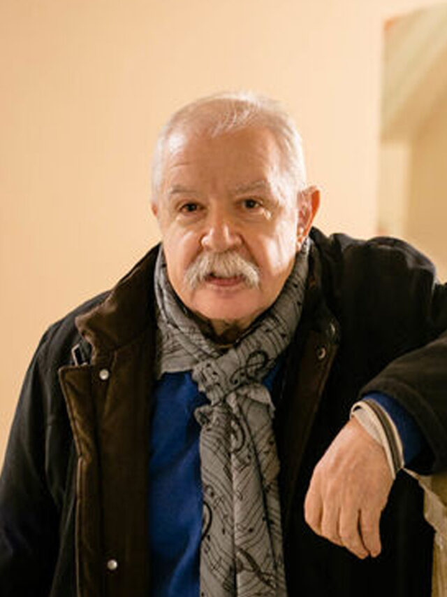 Nos entristece como carnavaleros y andaluces la pérdida de Julio Pardo. Mandamos al <a href="/Coro_JulioPardo/">Coro de Julio Pardo</a> y su familia nuestro más sincero pésame. Descanse en Paz.